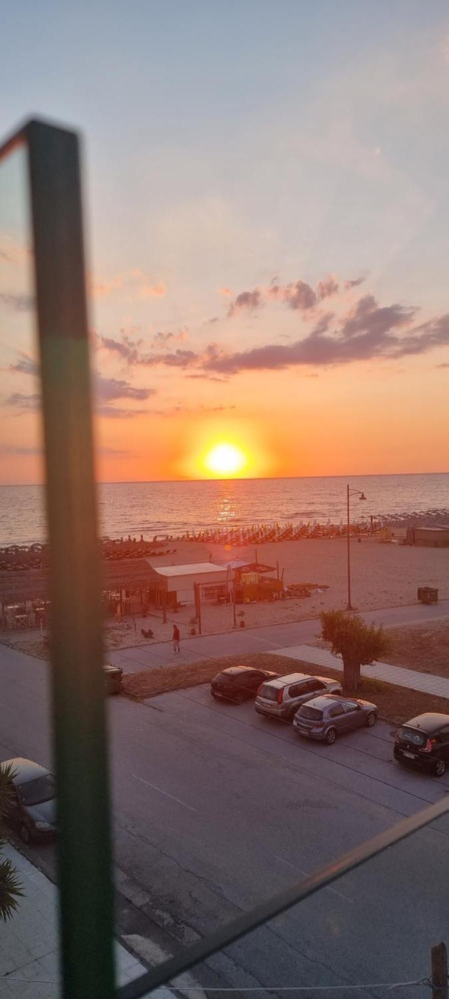 Aparthotel Pantheon Sea View Neoi Poroi Habitación foto