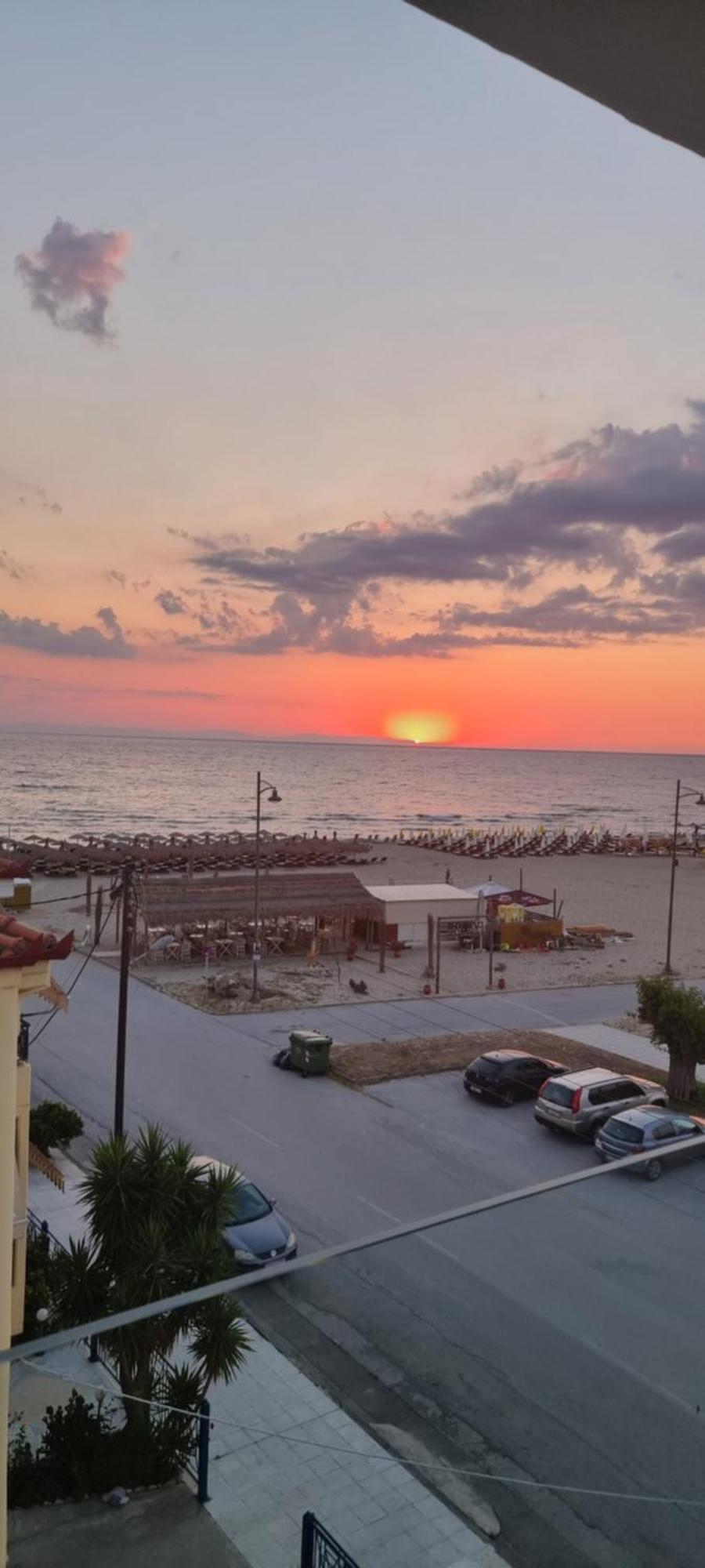Aparthotel Pantheon Sea View Neoi Poroi Habitación foto
