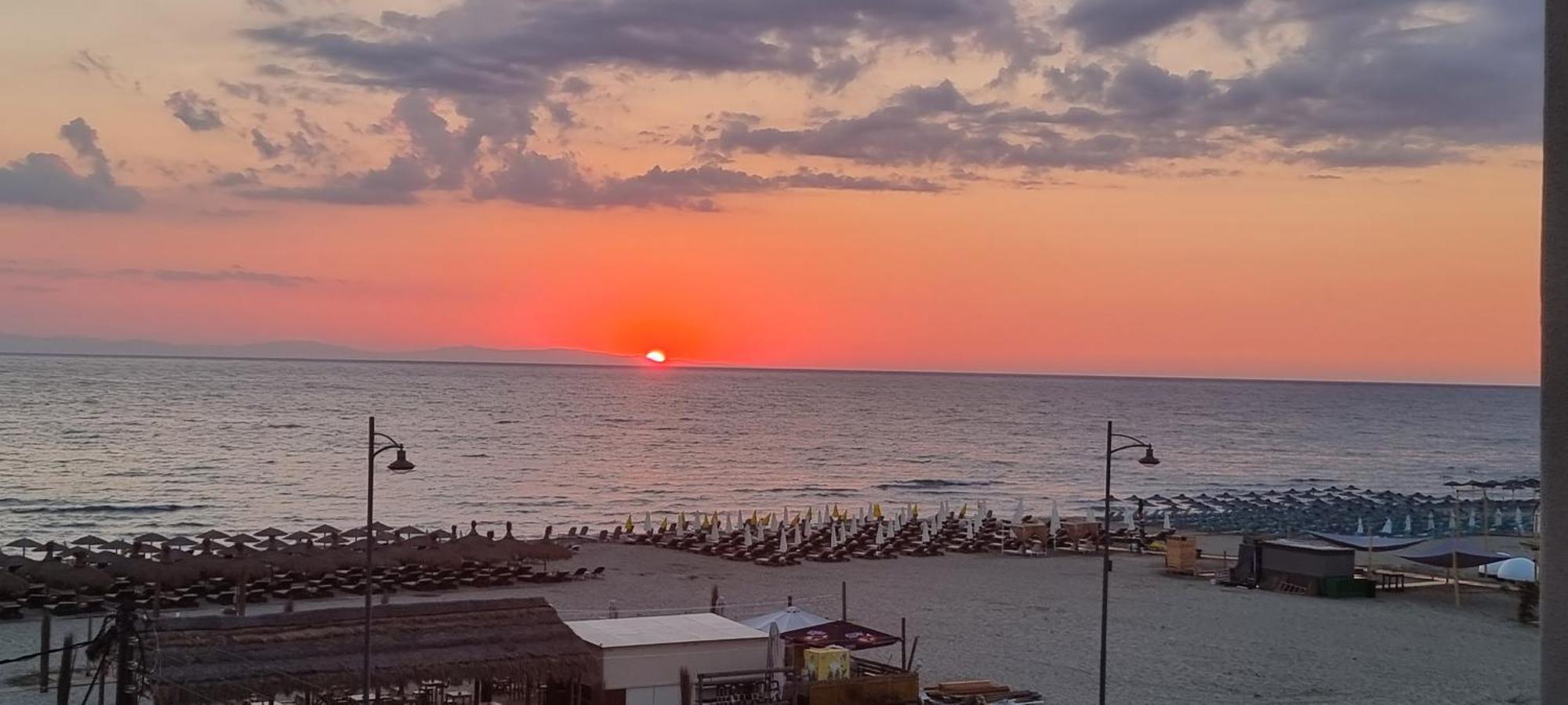 Aparthotel Pantheon Sea View Neoi Poroi Habitación foto